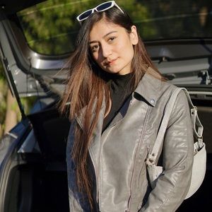 Grey leather Broad lapel collar Crop jacket